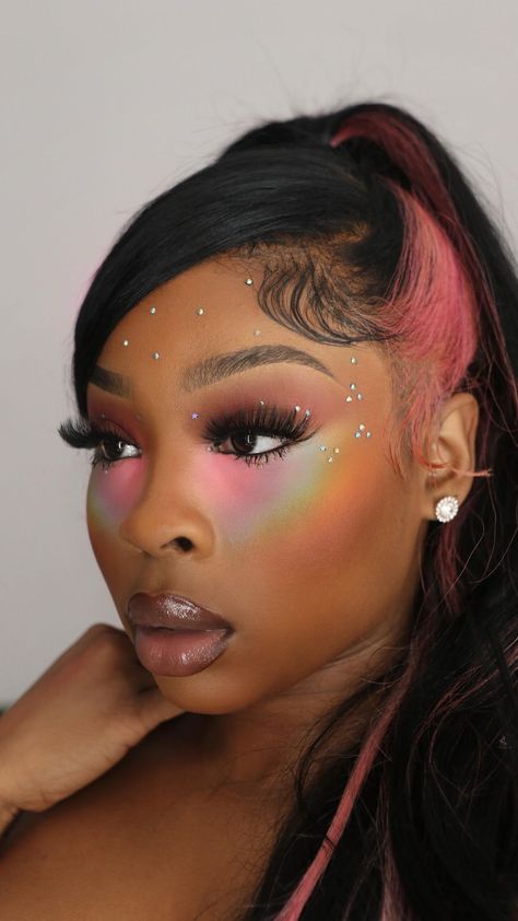 Pastel Makeup Black Women, Girly Pop Makeup, Pastel Color Makeup, Colorful Eyebrows Makeup, Tailgate Makeup, Colored Eyebrows Makeup, Vibrant Makeup Looks, Spring Makeup Looks, Grad Makeup