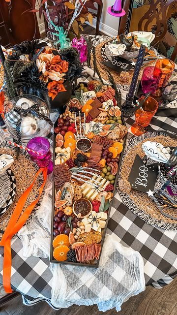 Jennifer Satterfield on Instagram: "Spooky Halloween Coffin Charcuterie boards by @grazeandgala make the perfect centerpiece to your Halloween party! ⚰️🎃🖤💀✨ Catch my tablescape design segment on @thethreekbtx this week as I talk about all things spooky and how to recreate the details of this table design! More tablescape designs coming your way! Stay tuned! . . . #halloween #growinguptexas #charcuterie #charcuterieboard #hosting #grazeboard #trickortreat #inspo" Halloween Coffin, Charcuterie Boards, Charcuterie Board, Spooky Halloween, Table Design, Stay Tuned, Trick Or Treat, Tablescapes, Halloween Party