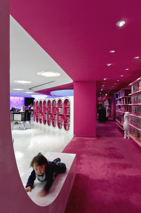 Barbie flagship store by Slade Architecture, Shanghai store design Barbie Inspired Interior Design, Hamleys Toy Store Aesthetic, Barbie Decor, Barbie Store, Colour Architecture, Glass Staircase, Glass Building, Modern Toys, Aquarium Design