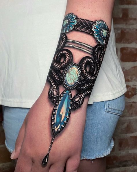 American Ink Master Ryan Ashley Created These 64 Incredibly Detailed Jewelry Tattoos, And They Might Be Better Than Actual Jewelry Snake Wrist Tattoo, Ryan Ashley Tattoo, Jewelry Tattoo Designs, Ryan Ashley, Jewelry Tattoos, Gem Tattoo, Create A Tattoo, Jewel Tattoo, Tattoo Master