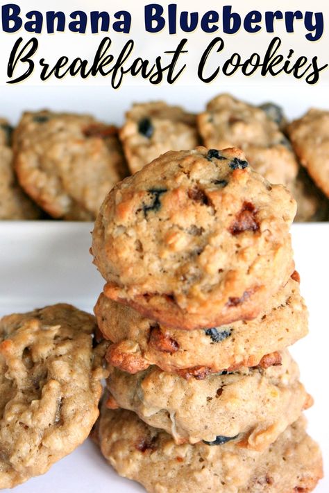 Blueberry Breakfast Cookies, Soft Breakfast, Banana Breakfast Cookies, Banana Cookies Healthy, Healthy Cookie Recipe, Blueberry Oatmeal Cookies, Banana Cookie, Banana Breakfast Cookie, Cookies For Breakfast