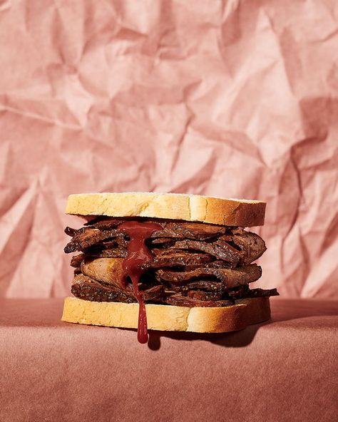 Gang Photography, Liquid Photography, Amazing Food Photography, South Korean Food, Brisket Sandwich, Food Art Photography, Food Texture, Food Photoshoot, Texas Bbq