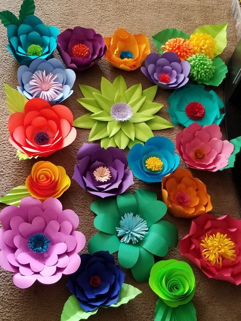 Mexican Birthday Parties, Fiesta Birthday Party, Mexican Birthday, Mexican Theme, Mexican Party Theme, Large Paper Flowers, Flowers Ideas, Paper Flower Template, Paper Flowers Craft