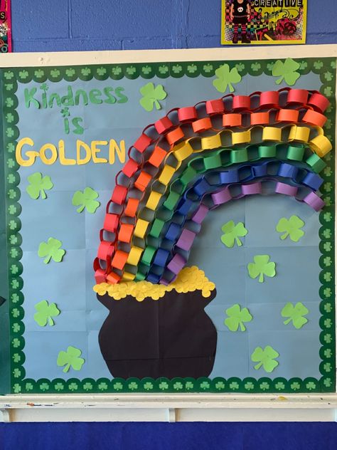 Bulletin Board Ideas March, St Patricks Day Classroom, Work Morale, Leprechaun Activities, Health Bulletin Boards, Door Bulletin Boards, Homecoming 2024, Saint Patricks Day Art, Preschool Boards