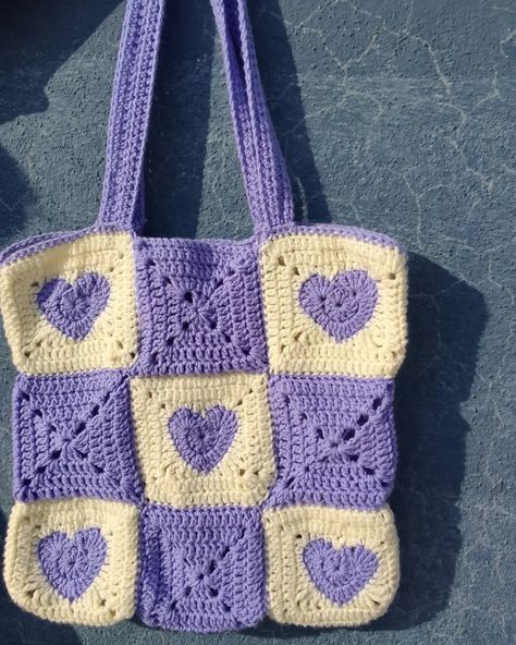 Crochet Heart Bag, Crochet Small Bag, Small Crochet Gifts, Crochet Nursery, Crochet Blanket Designs, Crochet Turtle, Crochet Business, Crochet Design Pattern, Crochet Fashion Patterns