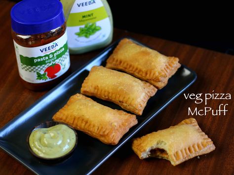 pizza puff recipe, pizza mcpuff, mcdonald's veg pizza mcpuff with step by step photo/video. a popular homemade savory snack from mcdonald's menu of india. Mcdonalds Pizza, Veg Appetizers, Veg Pizza, Puff Recipe, Vegetarian Snacks Recipes, Fritter Recipes, Vegetarian Snacks, Instant Recipes, Indian Snack Recipes