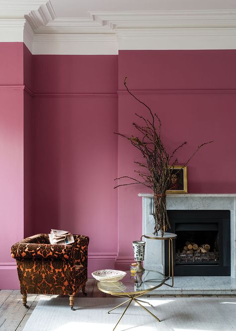 Named after the bright powder thrown during the Holi festival of colors in India, Rangwali has an absorbing depth of color achieved by adding a small dose of black pigment. Farrow Bal, Murs Roses, Farrow & Ball, Pink Paint Colors, Holi Festival Of Colours, New Paint Colors, Farrow And Ball Paint, Pink Living Room, Holi Festival