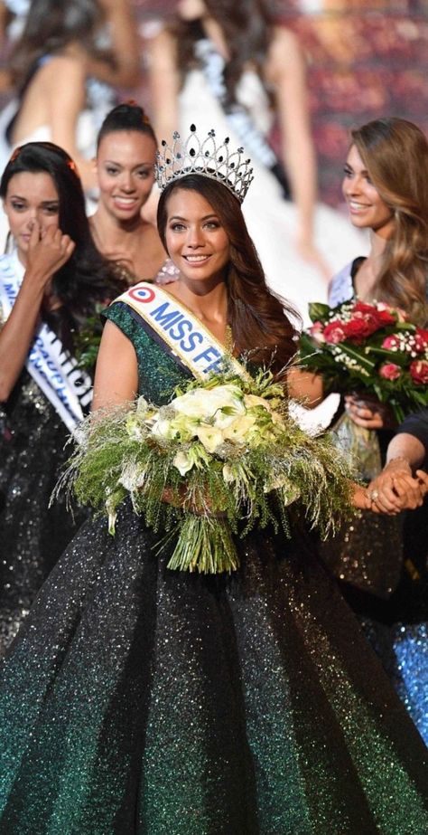 Miss France 2019 Vaimalama Chaves Miss France, Story Instagram, Tahiti, Hollywood, France, Beauty