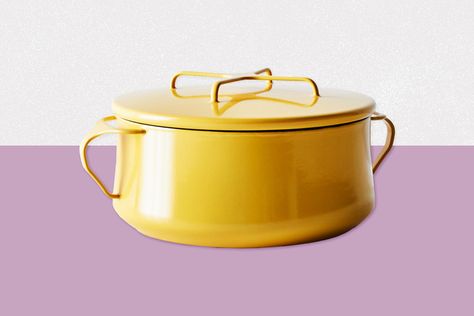 Reviewers Are Obsessed with This Retro Dutch Oven That's Half the Price of a Le Creuset Vegetarian Chili Easy, Whole Roasted Chicken, Comfort Food Recipes Dinners, Cozy Meals, Vegetarian Chili, Cooking For Two, Favorite Comfort Food, Professional Chef, Easy Vegetarian