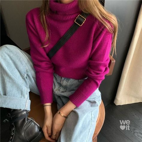 Magenta Shirt Outfit, Turtleneck Outfit Aesthetic, Pink Turtleneck Outfit, Turtleneck Top Outfit, Turtleneck Outfit Winter, Fuchsia Outfit, Bright Winter Outfits, Turtleneck Sweater Outfit, Bright Pink Sweater