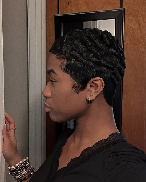 Nia Long Short Hair Pixie Cuts, Nia Long Short Hair, 90s Pixie Cut Black Women, Natural Hair Bob Cut, Finger Waves Short Hair, Short Relaxed Hairstyles, Short Hair Designs, Short Natural Curly Hair, Short Shaved Hairstyles