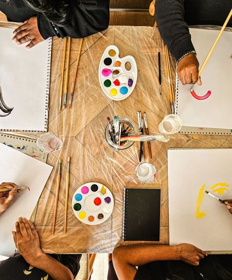 Some pics from Saturday's group art therapy session. 🤍 ✨️ art making ✨️ meditation ✨️ breathwork ✨️ reflection ✨️ gratitude A combination of wholesome practices to create a safe space to connect deeply with our inner world. ✨️ A space for connection and sharing. ✨️ A space for fun and creativity. ✨️ Therapy Session Aesthetic, Group Art Therapy, Winter Arch, Spiritual Retreat, Digital Experience, Group Art, Art Making, Inner World, Yoga Retreat