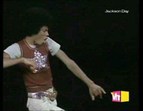 <3 blaming it on the boogie Blame It On The Boogie, The Boogie, Michael Jackson, Style Inspiration, Concert, Clothes