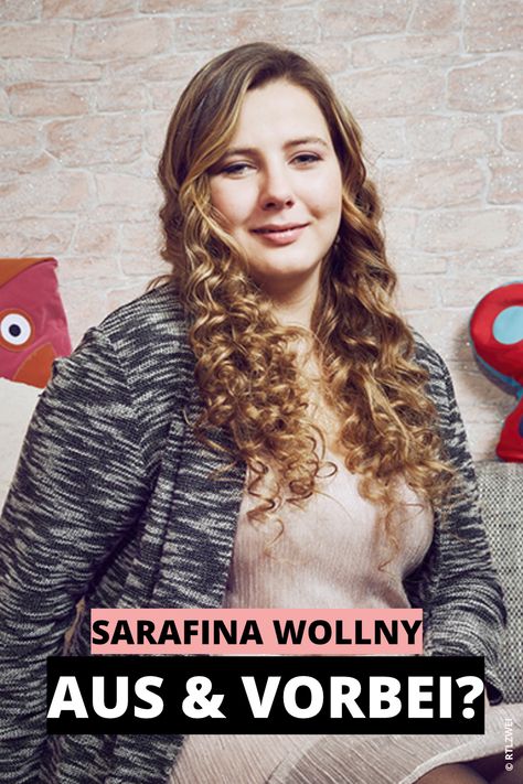 Hat Sarafina Wollny, 25, etwa ein für alle Mal genug vom Rampenlicht? Fans befürchten, dass die Tochter von Großfamilien-Mama Silvia Wollny, 55, bald nicht mehr im Fernsehen zu sehen sein wird.  #sarafinawollny #wollny #diewollnys #rtlzwei #okmag Silvia Wollny, Reality Tv, Tv, Movie Posters, Film Posters