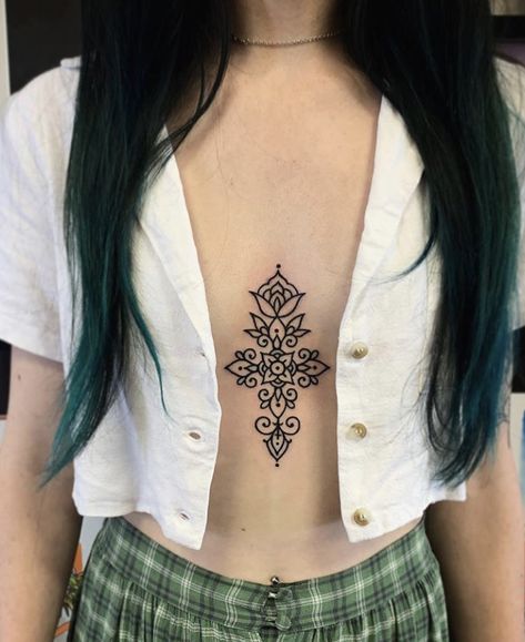 Ornamental Sternum Tattoo Design, Ornament Tattoos, Ornamental Sternum Tattoo, Circular Tattoo Designs, Traditional Tattoo Outline, Circular Tattoo, Optical Illusion Tattoos, Illusion Tattoos, Whimsical Tattoos