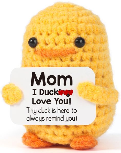 PRICES MAY VARY. Funny Gifts for Mom: A delightful pocket companion that brings smiles and spreads positive vibes wherever your mom goes! This adorable knitted duck is more than just a plush doll. With its special reminder card, it becomes a unique and creative way to express your love for your mother. Mother’s Day Gift Idea: Looking for a special gift for Mom? Our unique knitted duck is the perfect choice for creative Mother's Day gifts. Express your love to Mom and let her know she's always in Cool Gifts For Mom, Mothers Christmas Gifts, Knitted Duck, Duck Home, Knit Duck, Creative Mother's Day Gifts, Cute Potato, Special Gifts For Mom, White Elephant Gift