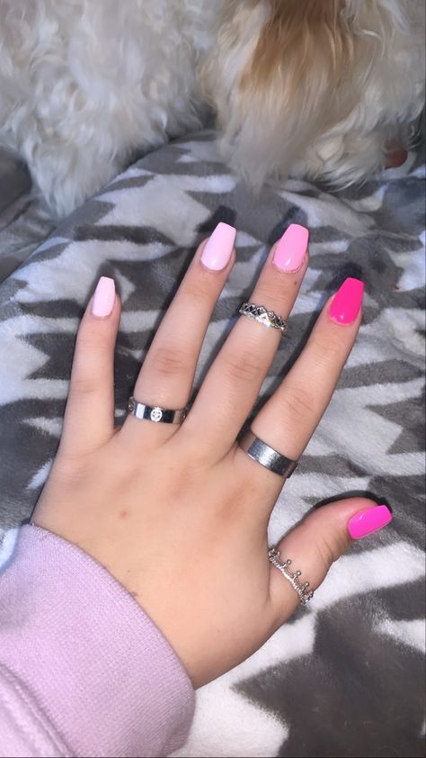 Pink Nails Acrylic Different Shades, Different Shades Of Pink Nails Coffin, Hot Pink Nails Short Coffin, Short Coffin Shape Nails Pink, Pink Nails Different Shades, Multi Colored Pink Nails, Different Color Pink Nails, Shades Of Pink Nails, Different Shades Of Pink Nails