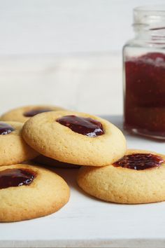 Emergency Recipes, Trailer Recipes, Easy Slices, Cookie Bars Recipes, Jam Drops Recipe, Jam Drop Biscuits, Pikelet Recipe, Australian Cookies, Recipes Biscuits