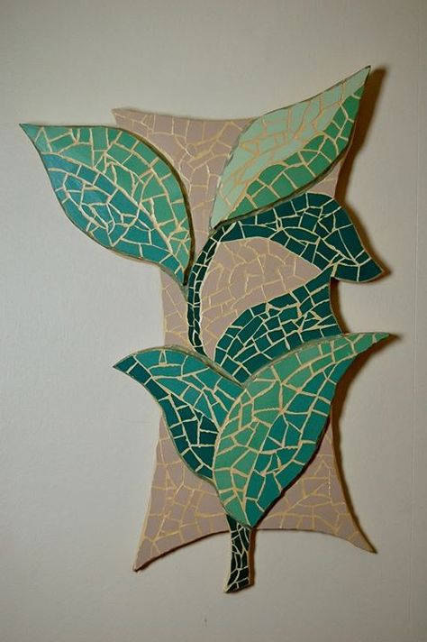 Leaves mosaic Tropical Mosaic, Mosaic Leaves, Mosaic Landscapes, Art Gallery London, Abstract Mosaic Art, Mosaic Rocks, Mosaic Pots, Mosaic Art Projects, Roman Mosaic