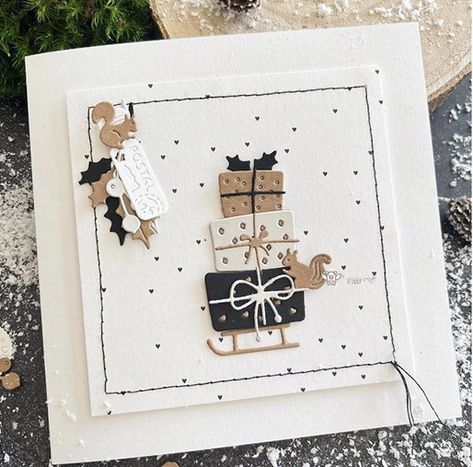 Winter Wonderland Card, Die Cut Christmas Cards, Handcrafted Christmas Cards, Christmas Flower Decorations, Creative Birthday Cards, Simple Christmas Cards, Family Christmas Cards, Homemade Christmas Cards, Christmas Card Crafts