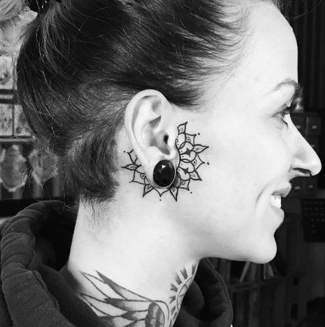 Ear Tattoos Mandala Arm Tattoo, Inner Ear Tattoo, Small Face Tattoos, Dotwork Tattoo Mandala, Face Tattoos For Women, Sunflower Tattoo Shoulder, Sunflower Tattoo Small, Fashion Tattoo, Ear Tattoos