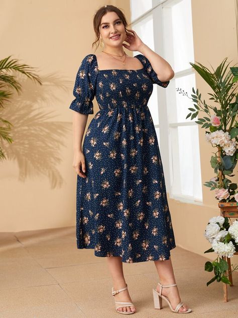 EMERY ROSE Plus Square Neck Shirred Waist Ditsy Floral Milkmaid Dress | SHEIN USA Neck Designs For Long Frocks, Curvy Women Dresses, Milkmaid Dress, Spring Dresses Casual, Summer Plus Size, Square Neck Dress, Fashionista Clothes, Maid Dress, African Dresses For Women