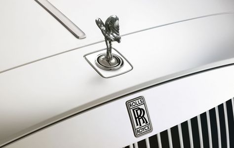 A startup is making ‘the Rolls Royce of smartphones’ Rolls Royce Emblem, Royce Rolls, Rolls Royce Logo, Wallpaper Designs For Walls, Chauffeur Service, Car Emblem, Kid Friendly Trips, Car Logos, Car Manufacturers