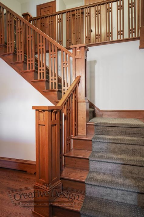 Arts And Crafts Stair Railing, Craftsman Staircase Ideas, Craftsman Newel Post, Stair Railing Design Wooden, Craftsman Style Staircase, Staircase Railing Design Wooden, Railing Design Wooden, Wooden Staircase Railing Modern, Craftsman Stair Railing