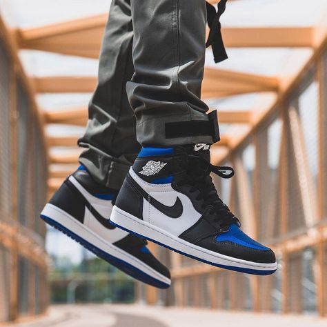 Air Jordans Sneakers, Nike Shoes Men Outfit, Nike Air Jordan Shoes Men, Jordans Sneakers Outfit, Обувь Air Jordan, Jordan 1 Royal, Boty Nike, Cheap Jordan Shoes, Jordan Shoes Retro