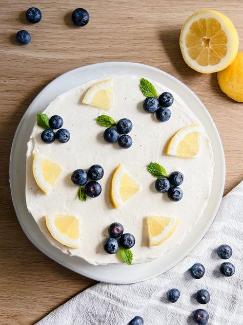 Lemon Blueberry Cake with Whipped Vanilla Cream Cheese Frosting Lemon Blueberry Cake With Cream Cheese, Cake Decorating Blueberries, Lemon Birthday Cake For Men, Mini Birthday Cake Recipe, Blueberry Decorated Cake, Lemon Blueberry Cake Decoration, Fresh Cream Cake Decoration, Lemon Cake Birthday, Summer Birthday Cake Ideas