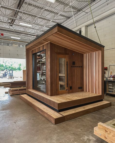 Our 2025 production spots are filling fast. ⏳ If adding the ritual of sauna to your property is on next year’s project list, now is the perfect time to start the design process. Connect with our team to reserve yours at the link in our bio. Pictured: Model 5 Outdoor Sauna in @arborwood.co thermally-modified ash, equipped with a @huumsauna Wi-Fi enabled electric stove, and stunning window wall from @h_window_company. Small Sauna Design, Sauna Plans Outdoor, Sauna Design Outdoor, Sauna Inspiration, Sauna Outdoor, Building A Sauna, Retreat Centre, Tiny Mobile House, Sauna House