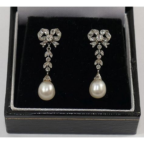 Pearl Jewels, Edwardian Jewelry, Diamond Jewelry Designs, Pearl And Diamond Earrings, Pearl Design, Natural Pearl, Royal Jewelry, Girly Jewelry, Art Deco Jewelry