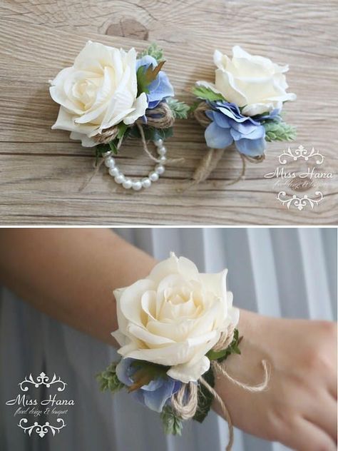 Corsage Wedding Mother, Rustic Corsage, Green Corsage, Diy Wrist Corsage, Corsage White, Wrist Corsage Wedding, Prom Corsage And Boutonniere, Diy Corsage, Bridesmaid Corsage