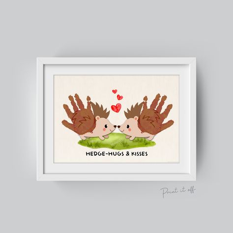 Hedge Hugs And Kisses, Hedgehog Handprint Craft, Autumn Hedgehog, Baby Handprint Art, Mops Crafts, Baby Handprint, Footprint Art, Handprint Crafts, Card Print