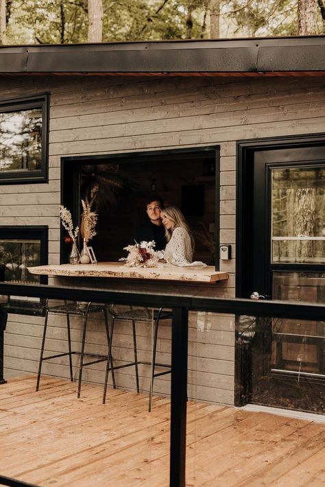 So much fun shooting this carefree, cozy, and intimate cabin elopement in Muskoka, Ontario. Browse the blog for more elopement inspiration, elopement announcement, elopement dress, elopement ideas, wedding photo ideas, wedding dress, dream engagement ring, wedding poses, elopement destination, and wedding photography ideas! Muskoka Ontario, Cabin Elopement, Dream Engagement Ring, Wedding Photography Ideas, Elopement Announcement, Elopement Dress, Wedding Photo Ideas, California Elopement, Beach Elopement