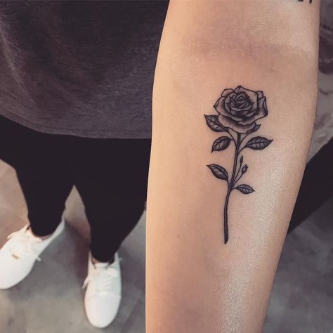 Single Rose Tattoos, Font Tato, Model Tattoo, Small Rose Tattoo, Black Rose Tattoos, Intricate Tattoo, Cat Tattoos, Inspiration Tattoos, Neck Tattoos