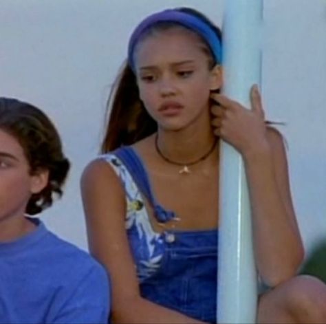 Young Jessica Alba, Obx Dr, 00s Mode, Georg Listing, Glo Up, Halloween Aesthetic, Good Girl, Jessica Alba, 2000s Fashion