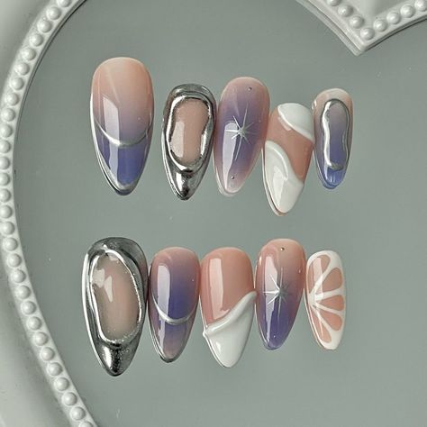 Press On Nails Australia | Custom Made To Order | Chrome Hour Set 〰️ haven’t made a set with isolated chrome style in so long! Super satisfying set with waves 😱 IB: @traciethetech | Instagram Nails Australia, Acrylic Nails Almond Shape, Sophisticated Nails, Website Tutorial, Fake Nails Designs, Punk Nails, Hard Nails, Simple Gel Nails, Simple Acrylic Nails