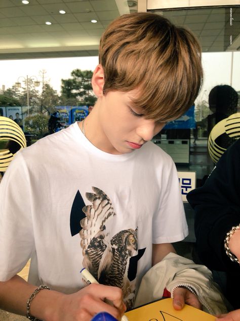 Vernon Boyfriend Material, Vernon Boyfriend, Svt Vernon, Vernon Svt, Kpop Mix, Chwe Hansol, Seventeen Vernon, Hansol Vernon, Vernon Hansol