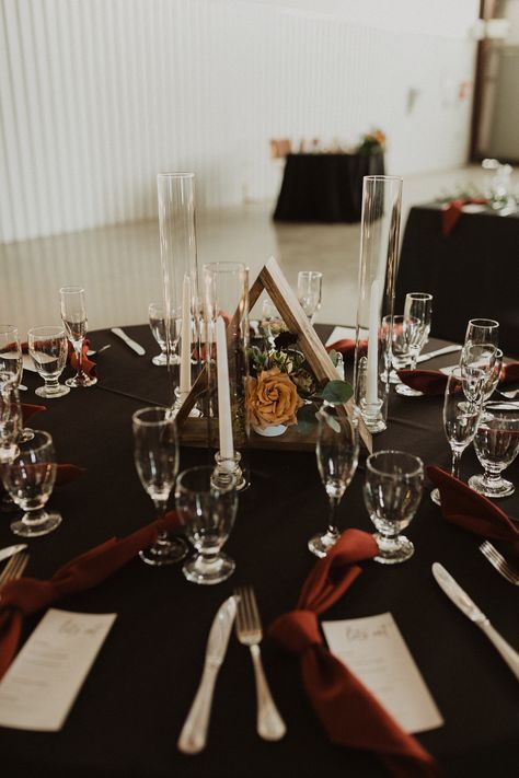 Triangle Centerpieces, Candle Table Setting, Wooden Centerpieces, River Wedding, Candle Sticks Wedding, Wedding Decor Ideas, Camp Ideas, Minimal Wedding, Wedding Table Settings