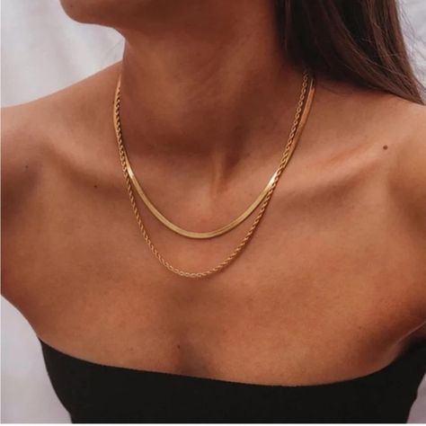 Material: 14k Gold Plated Hypoallergenic Lead & Nickle Free Tarnish Free Length: 14” & 16.5” With 2” Extender 2pc Necklace Set 16 Inch Necklace, Herringbone Necklace, Golden Necklace, Snake Necklace, Gold Jewelry Simple, Chain Fashion, Estilo Hip Hop, Gold Necklace Layered, Rope Necklace