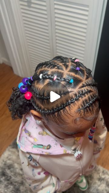 Arie | Traveling Kid Braider🦄 on Instagram: "Quick freestyle on natural hair 🩷  NO HAIR ADDED ‼️  These are her natural curls. Mousse + finger coils in the direction of her natural curl pattern achieved this curly look ➰  📍Chicago appointments available next week 03/11-03/15  📍St. Louis I only have FOUR appointments left 03/18, 03/19, 03/25 & 03/26  Click the link in my bio before this month is fully booked 🔗  📌 share, save & follow @metime.hairstudio for more hair inspo 🦋💜 •  •  •  • #chicagokidbraider #stlkidbraider #toddlerbraids #kidshairstyles #kidsbraids #braidstylesforgirls #kidbraider #braidsandbeads #blackgirlshair #kidshair #childrenhairstyles #explorepage #kidshairstylist #braidart #creativehair #kidfriendlystyles #kidfriendlybraids #kidhairstylistdirectory #travelingbra Braids For Kids Natural Hair, Quick And Easy Hairstyles For Kids Black, Simple Toddler Braid Styles, Natural Hairstyles For Black Kids, Quick Braided Hairstyles For Kids, Quick Kids Hairstyles Black, Kids Braided Hairstyles Natural Hair, Baby Braid Styles, Toddler Braid Styles