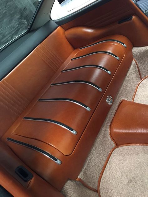 Vw Bug Interior, Car Interior Upholstery, Bmw Interior, Cars Accessories, Automotive Upholstery, Luxury Luggage, Inside Car, Custom Car Interior, Vw Beetle Classic