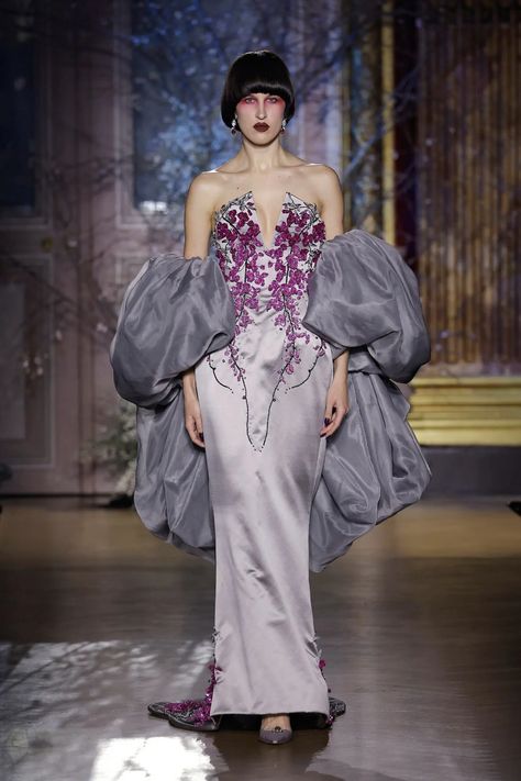 Miss Sohee Couture Spring Summer 2023 Paris – DOOR11 Miss Sohee Couture 2023, Miss Sohee 2023, Miss Sohee Couture, Sohee Couture, Mermaid Suit, Miss Sohee, Romantic Dresses, High Fashion Couture, Modern Names