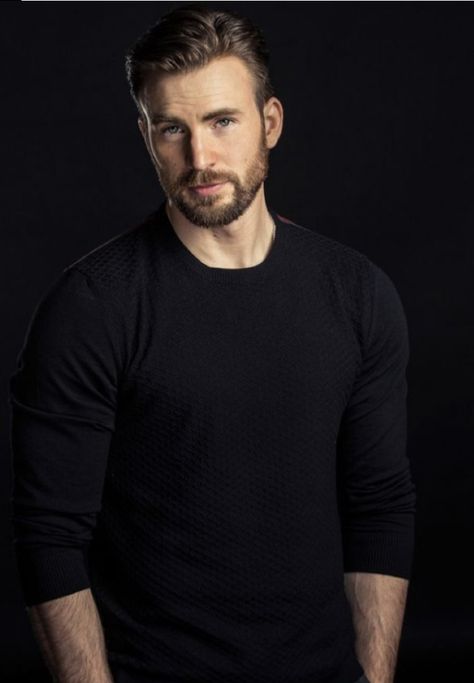 Chris Evans Beard, Chris Evans Shirtless, Christopher Robert Evans, Chris Evans Funny, Man With A Beard, Christopher Evans, Toronto Film Festival, Cody Christian, Robert Evans