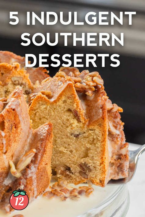 Southern Living Dessert Recipes, Southern Living Recipes Desserts, Classic Southern Desserts, Southern Desserts Traditional, Southern Dessert Recipes, Southern Deserts, Bourbon Cake, Southern Recipes Desserts, Chocolate Cobbler