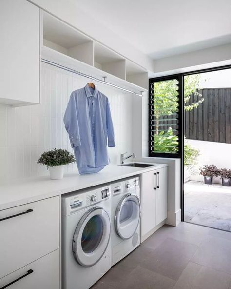 Corben Architects on Instagram: "Laundry day 👕👗: the hardest working room in the house! Who agrees? 🤔😊 #Chores  Architecture by @corbenarchitects Built by @realconstructions Joinery by @divinekitchens Interior design by @schwarzdesignz Photography by @tfadtomferguson" Organizing Laundry Room, Laundry Renovation Ideas, Laundry Room Decorations, Remodel Laundry Room, Laundry Room Organizing, Laundry Designs, Laundry Room Organizer, Dirty Kitchen Design, Laundry Renovation