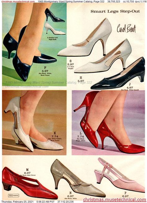 Moda 70s, 1960s Shoes, 1970 Fashion, New Style Shoes, 1960 Fashion, 60s And 70s Fashion, 60s Style, Montgomery Ward, Christmas Catalogs