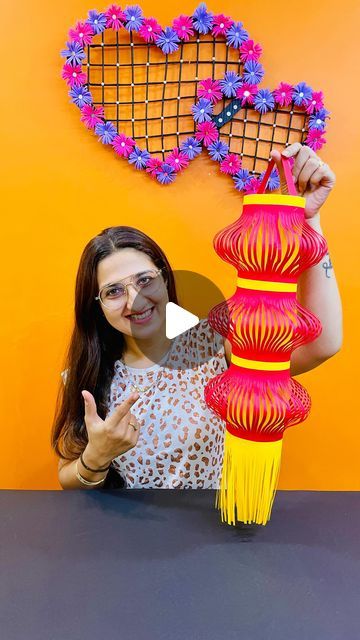 Art • Craft • Diy • Drawing on Instagram: "Diy Diwali paper Hanging ideas Decor and navratri decor ideas #diy #diwali #navratri #decor #craft #papercraft #papercrafting #diwalivibes✨ #lantern #lantetnfestival #crafts #festival #trend #trendingreels #trend #viral #viralvideos #viralreels #instagram #instalike" Diwali Decor With Paper, Paper Craft For Diwali, Diwali Lanterns Diy How To Make, Diwali Hanging Decorations, Diwali Paper Craft, Diwali Drawing Ideas, Diy Diwali Lanterns, Navratri Decor, Diwali Lantern