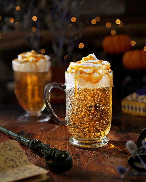 cinemagraphs: halloween 2019 #backtohogwarts on Behance Kitchen Ghosts Gif, Food Cinemagraph, Alcoholic Butterbeer, Butter Beer Recipe Harry Potter, Butterbeer Cupcakes, Butterscotch Syrup, Harry Potter Butter Beer, Butterbeer Recipe, Dessert Original